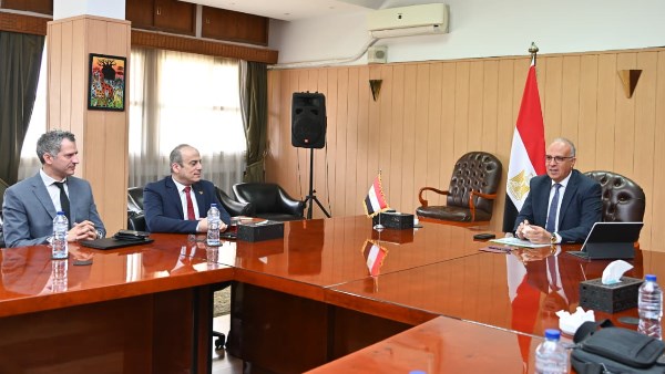 وزير الري