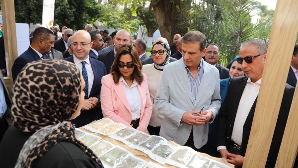 وزير الزراعة