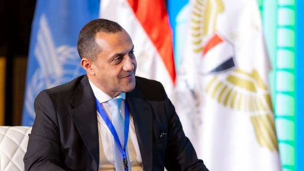 أيمن عرب