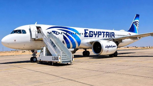 طائرة مصرية 