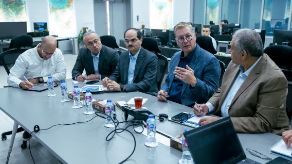 وزير البترول يتابع إمدادات الغاز