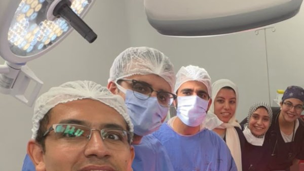 أطباء مستشفى طوارئ قصر العيني ينجحون فى إنقاذ مريض باستخراج مسمار من عظام الجمجمة