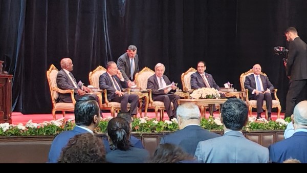 جامعة القاهرة 