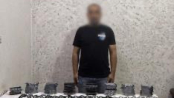 القبض على أدمن صفحة لبيع الأسلحة البيضاء والقبضات الحديدية بالغربية القبض على أدمن صفحة لبيع الأسلحة البيضاء والقبضات الحديدية بالغربية
