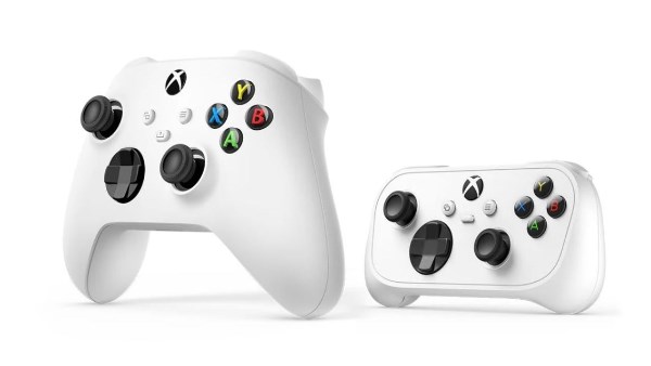 أصغر ذراع تحكم لأجهزة Xbox