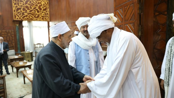 جانب من الزيارة 