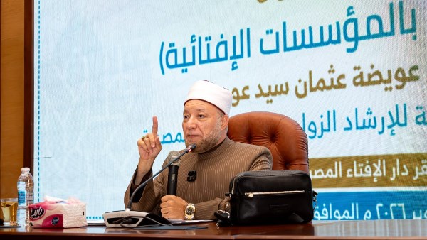 الشيخ عويضة عثمان 