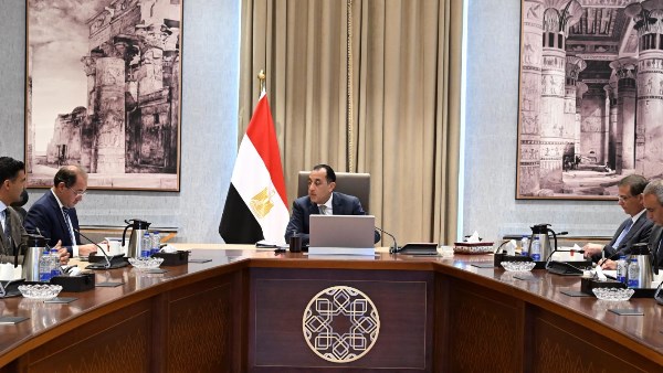 خلال الاجتماع 