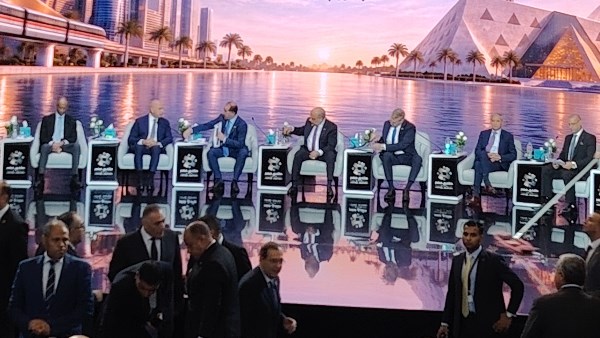 وزراء الكهرباء والبترول والمالية