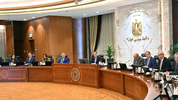 خلال الاجتماع