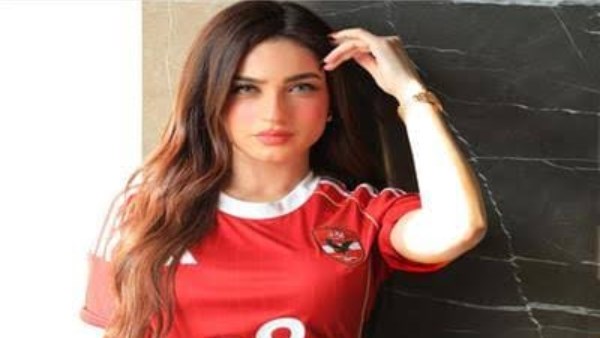 ياسمين عز 
