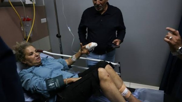 الاعتداء على صحفية امريكية خلال حصاد الزيتون