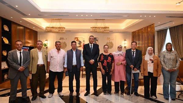 اللواء دكتور اسماعيل كمال خلال لقاءه بالصحفيين والاعلاميين ومراسلي الصحف المواقع الإخبارية 