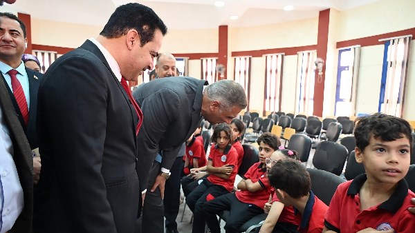المحافظ خلال تفقد الحملة 