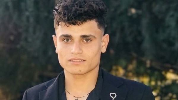 صاعق كهربائي ينهي حياة شاب