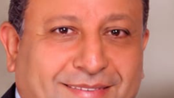 عميد سياحه وفنادق 