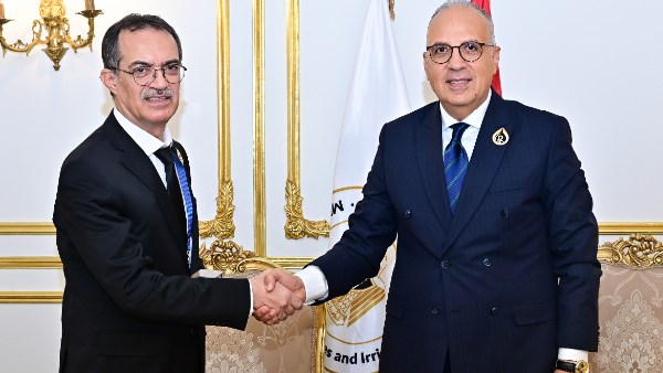 الدكتور هاني سويلم و بالسيد عز الدين بن الشيخ، وزير الفلاحة والموارد المائية والصيد البحري بالجمهورية التونسية