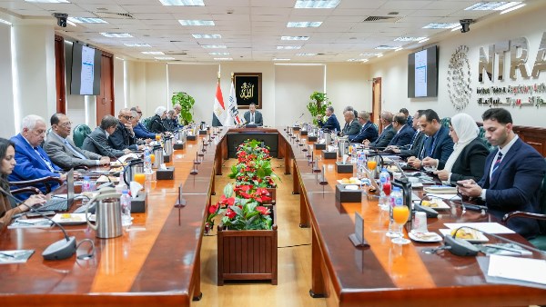 وزير الاتصالات 