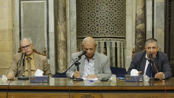 الجامع الأزهر يناقش الرعاية النفسية للمرأة في هدي الكتاب والسنة ويحذر من مخاطر متلازمة القلب المنكسر