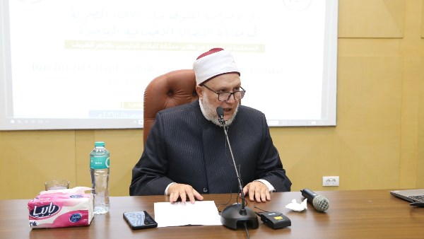 الشيخ عبدالله عجمي امين الفتوى بدار الإفتاء المصرية 