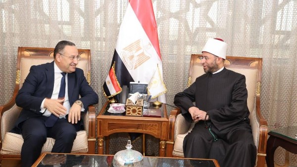 وزيرا الأوقاف والتعليم العالي يبحثان تعزيز الوعي وترسيخ القيم الإيجابية وتوظيف البحث العلمي في تطوير الخطاب الدعوي