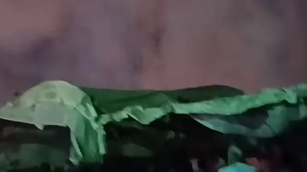 جانب من الحريق