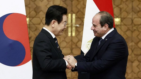 الرئيس السيسي والرئيس الكوري الجنوبي