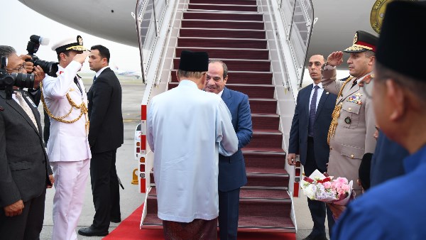السيسي يلتقي ملك ماليزيا ورئيس وزرائها غدًا ويشهدان توقيع مذكرات تفاهم لتعزيز التعاون الثنائي