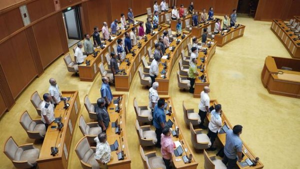 اليابان: برلمان أوكيناوا يطالب الجيش الأمريكي باتخاذ إجراءات لمنع تكرار جرائم جنوده