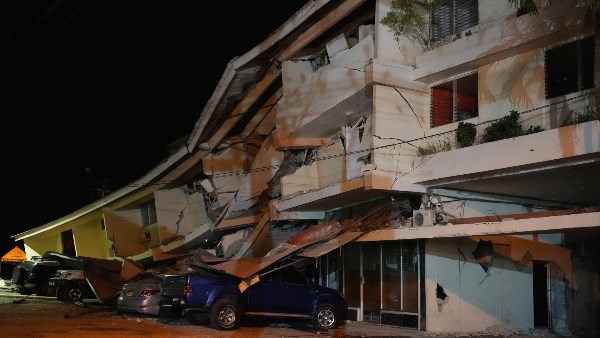 واشنطن ترسل فرق بحث وإنقاذ إلى بنما عقب الزلزال المدمر