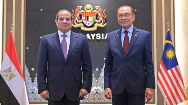 بيان مشترك: الرئيس السيسي ورئيس الوزراء الماليزي يجددان اهتمامهما بتسريع الجهود الرامية لبناء شراكة أكثر ديناميكية ومرونة