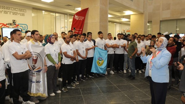 طلاب الجامعات المصرية يزورون مؤسسات تكنولوجية ووطنية ويبحثون مع وزيري التخطيط والاستثمار مستقبل سوق العمل