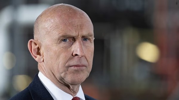 بريطانيا تستعد لتقديم موازنة صعبة مع تجاوز الدين 3 تريليونات جنيه وإرتفاع تكاليف الاقتراض