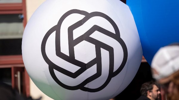 مخاوف طفرة الذكاء الاصطناعي تضغط على أسهم التكنولوجيا وتدفع ” أوبن إيه آي" لخفض تقييمها إلى 1.25 تريليون دولار