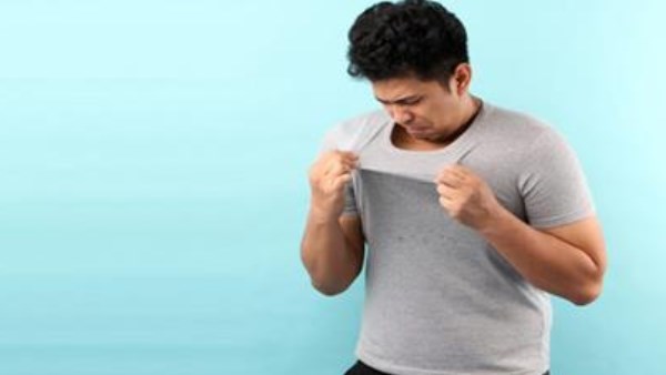 ليست بسبب العرق فقط.. ماذا تخبرك رائحة الجسم عن صحتك؟