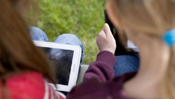 كيف تحمي صور أطفالك من السرقة على الإنترنت؟ 10 إجراءات للحفاظ على الخصوصية