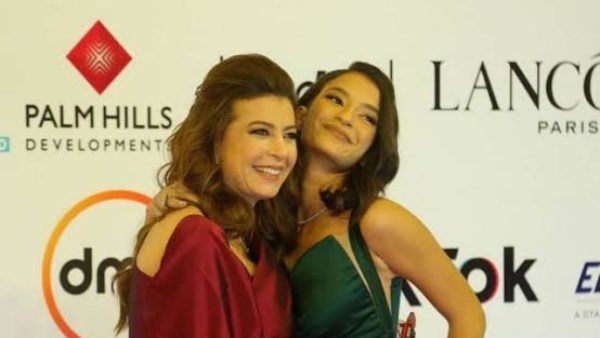 منال سلامة و أميرة أديب 