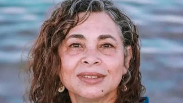 الفنانة لبني ونس 