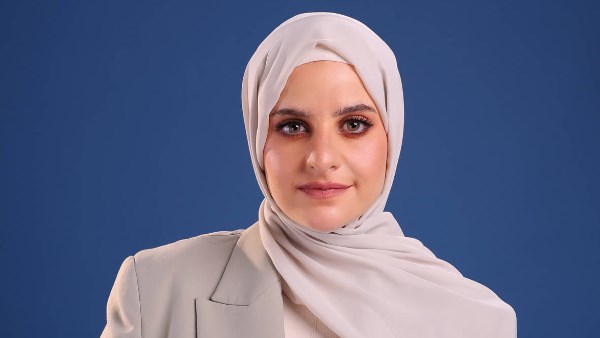 الفنانة السورية غالية 