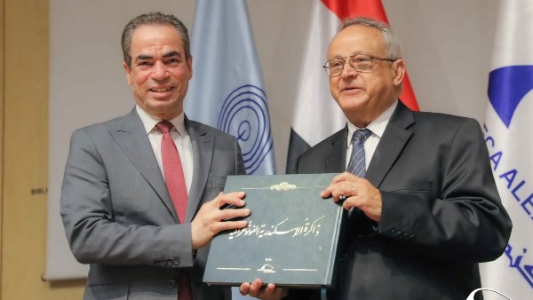 مكتبة الإسكندرية تنظم ندوة «ذاكرة مصر المعاصرة» وتوقع اتفاقية تعاون مع التليفزيون المصري مكتبة الإسكندرية تنظم ندوة «ذاكرة مصر المعاصرة» وتوقع اتفاقية تعاون مع التليفزيون المصري