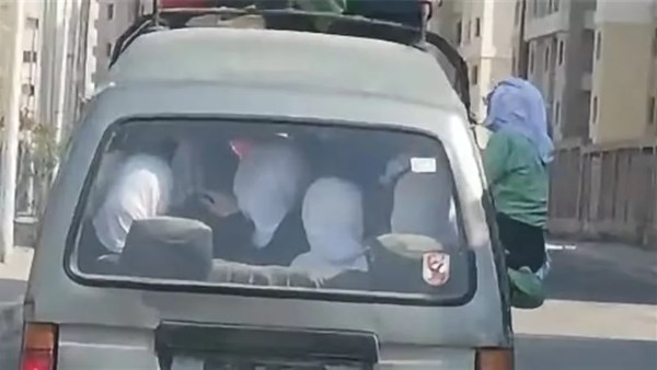  نقل عدد من الأطفال بطريقة تعرض حياتهم للخطر
