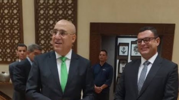 الدكتور عاصم الجزار والمهندس شريف الشربيني 