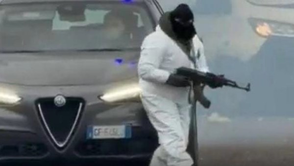 صورة من الحدث