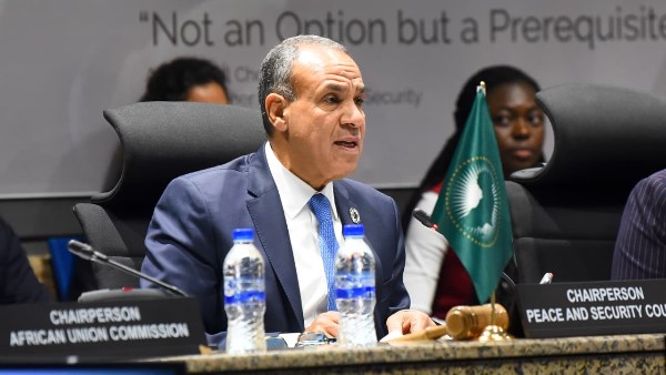 وزير الخارجية 