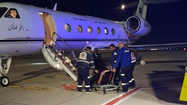  إخلاء طبي لمواطنين سعوديين من القاهرة لاستكامل العلاج بالمملكة 