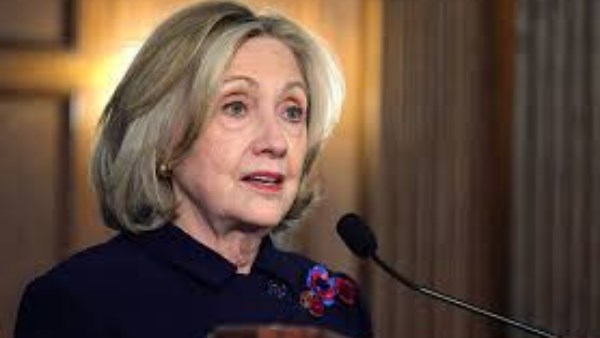 هيلاري كلينتون  