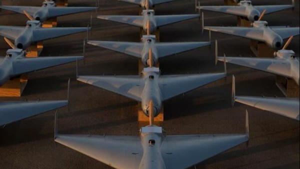 طائرات مسيرة 