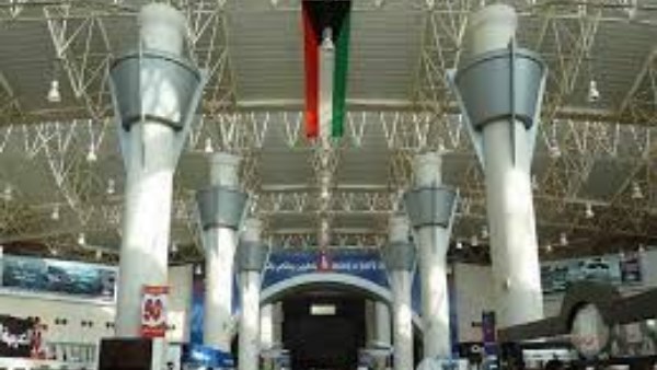 مطار الكويت 