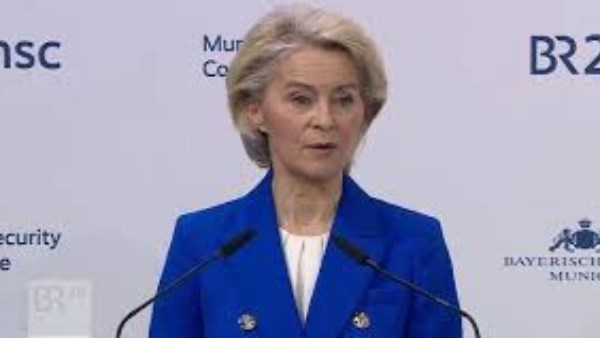 أورسولا فون دير لاين