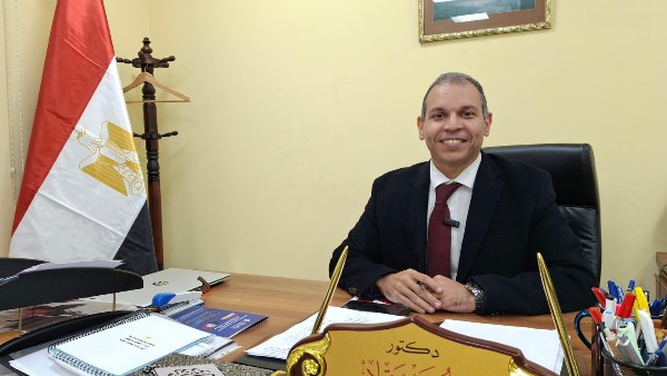  الدكتور محمد العقاد ، رئيس المجالس الطبية المتخصصة ،